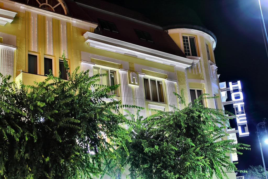Hotel Central Nagykanizsa Exterior photo